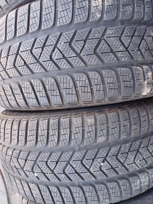 Гуми 245/40/18 Пирели