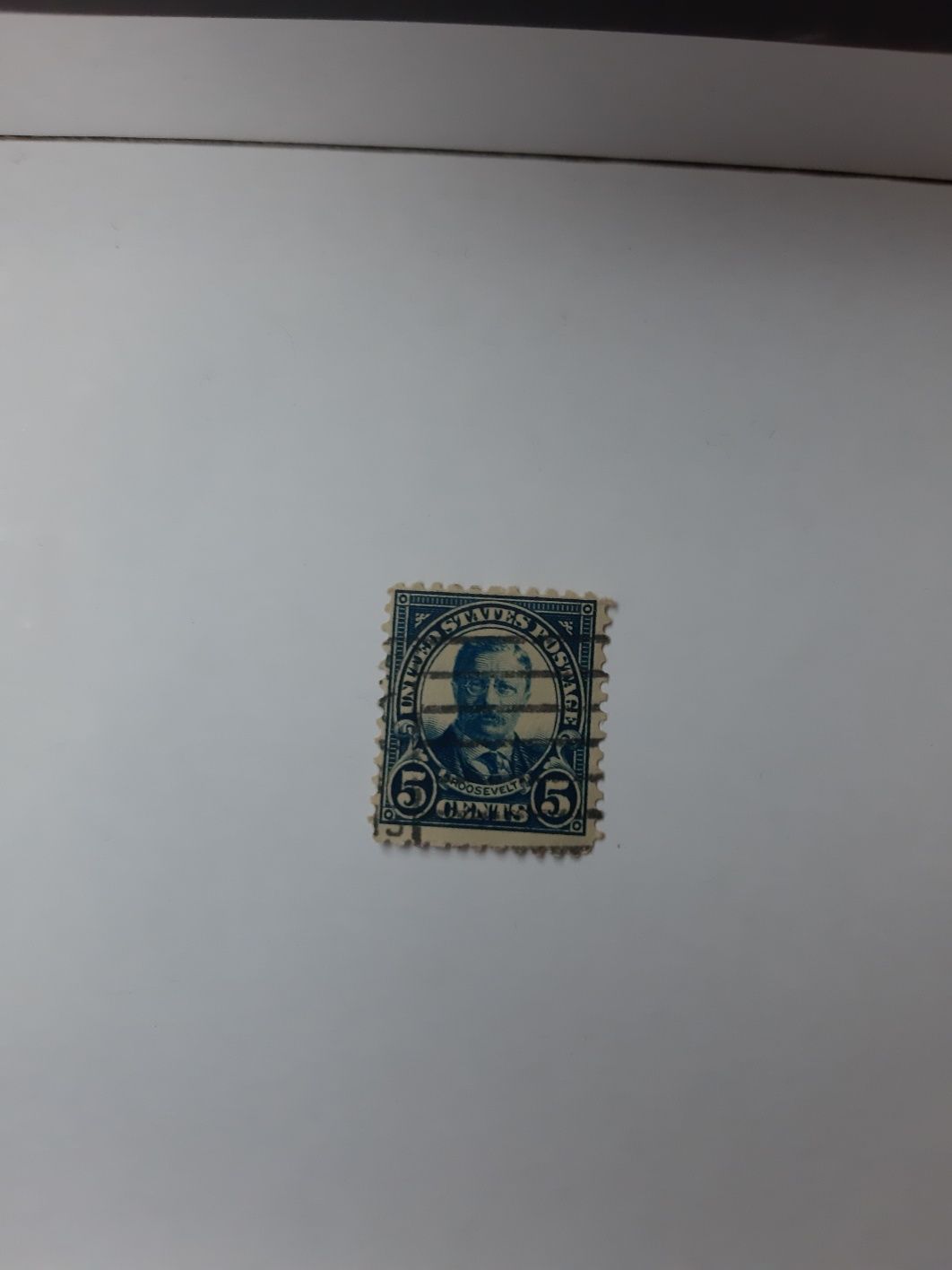 Vând 4 timbre vechi