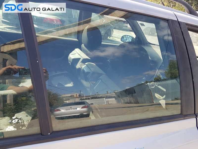 Geam Sticla Culisant Usa Usi Portiera Portiere Dreapta Fata Peugeot 406 1995 - 2004