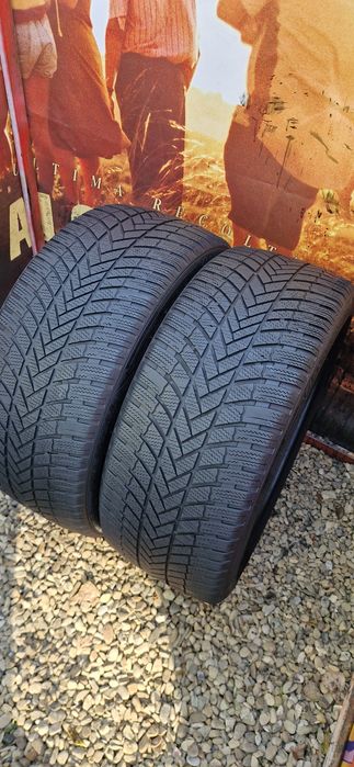 2 Anvelope Bridgestone 255 40 R20 M+S. Dot 2023