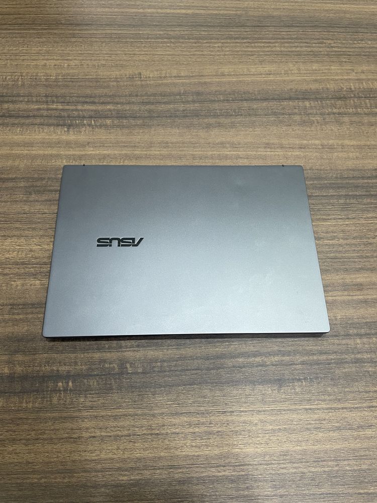 Ноутбук ASUS Zenbook Q415M / 14" OLED Touch / Intel Core Ultra 5 125H
