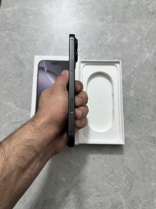 iPhone 16 Pro Max 256GB Black Titanium