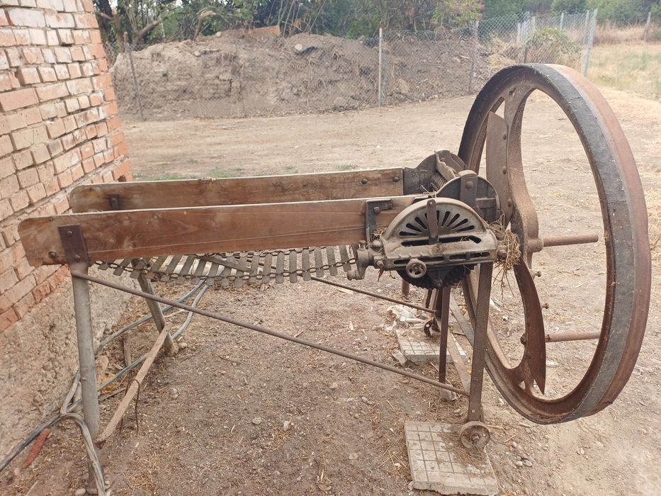 Резачка за едър Фураж