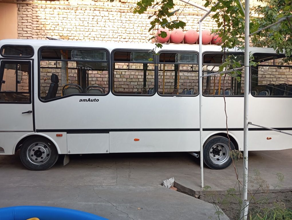 Isuzu Avtobus  2016