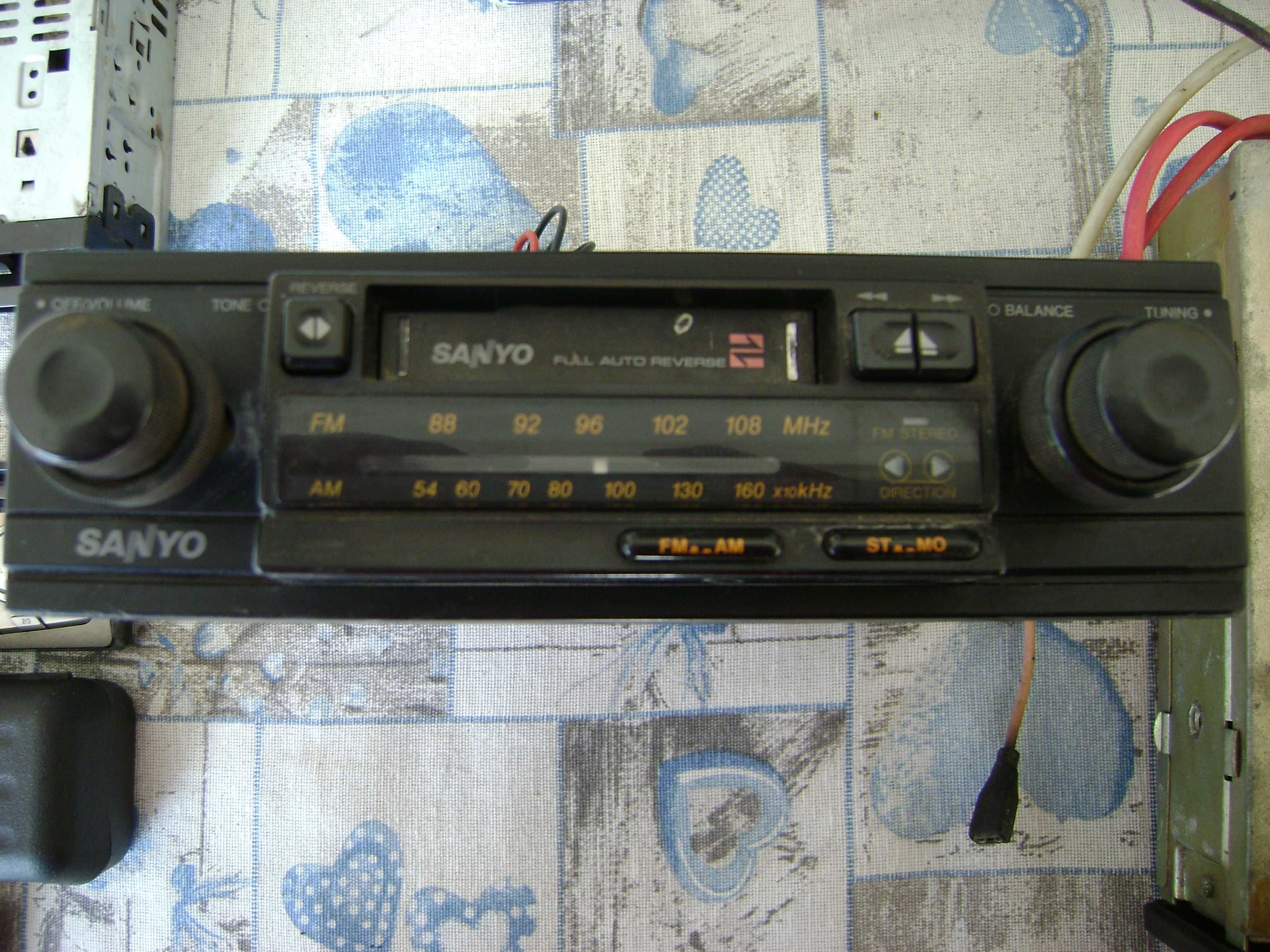 Оригинално радио за Пасат 5.5 и CD LG с дистанционно и още...
