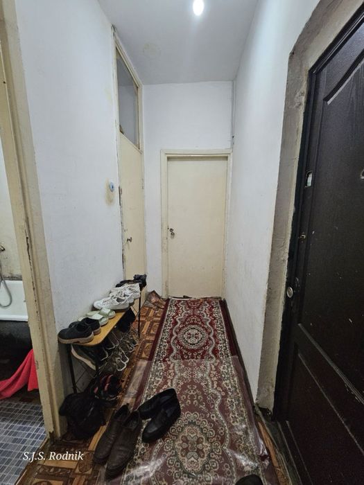 М.Горький  Художников Продается 2 ком квартира на 1 этаже