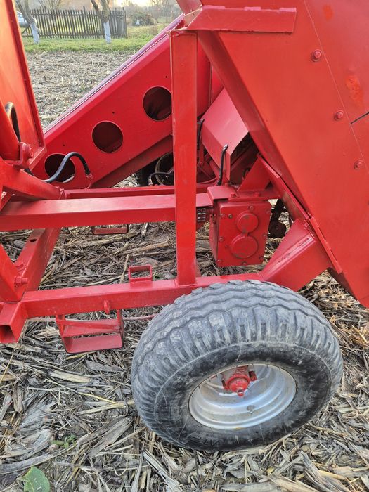 Culegatoare porumb SIP TORNADO 40 pe un rand reconditionata total