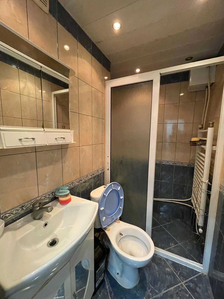 Продава се Тристаен апартамент в Търговище, Боровец - 75 кв.м за 1088 €/кв.м - Снимка #9