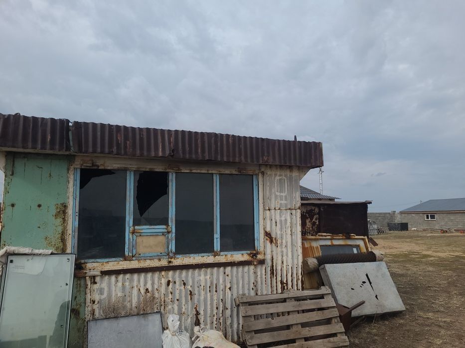 Продам киоск металлический