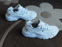 Дамски обувки Nike Huarache Run GS - 36.5 номер