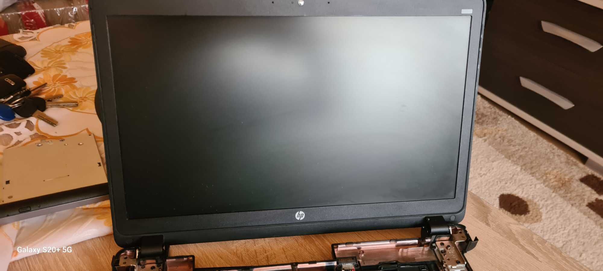 Vind display Laptop HP hp 15.6 de pe un laptop HP G1
99 lei