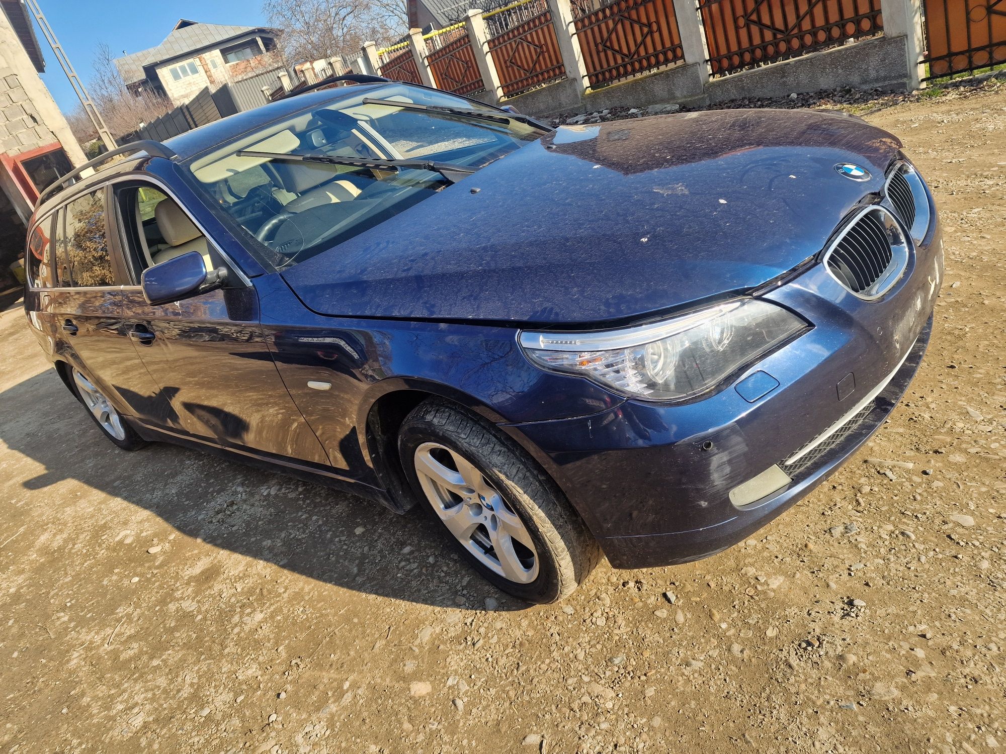 Dezmembrez  bmw seria 5 e 60 automat  facelift