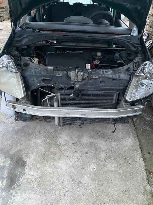 На части - Renault Modus