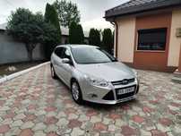 Ford Focus.             .