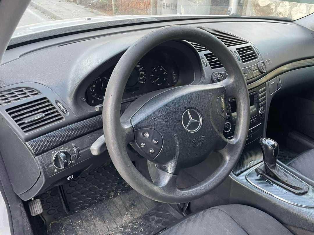 Мерцедес w211 е220d  НА ЧАСТИ