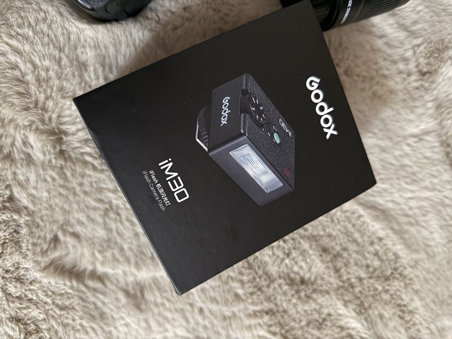 Canon 600D cu accesorii