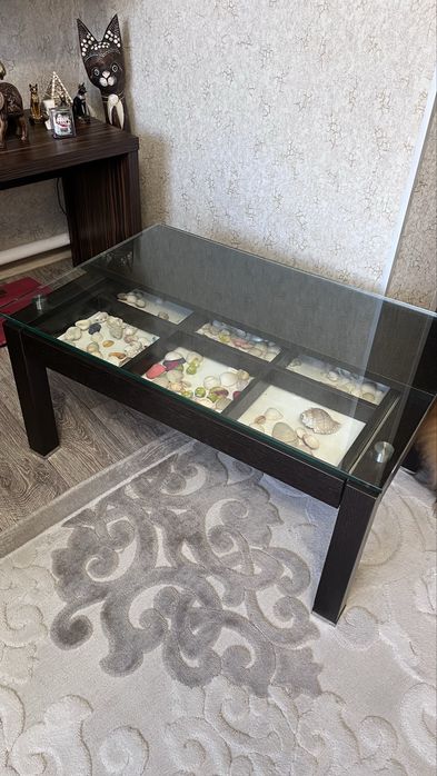 Журнальный столик