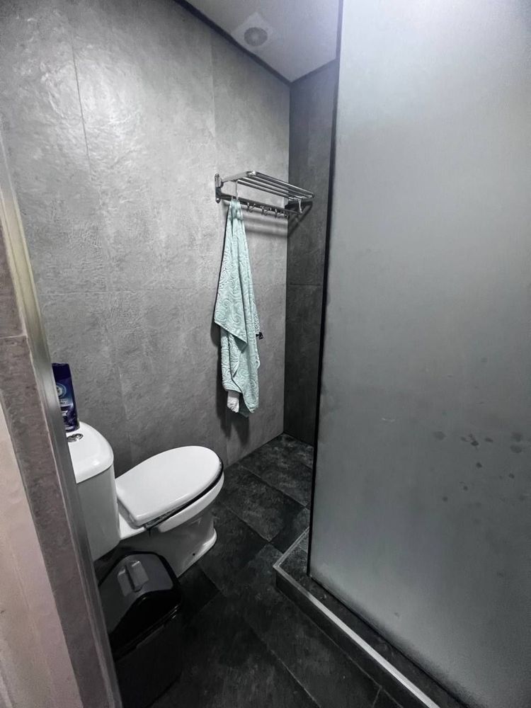 Uy sotiladi 1 xonali roshada bank orqaliham beriladi