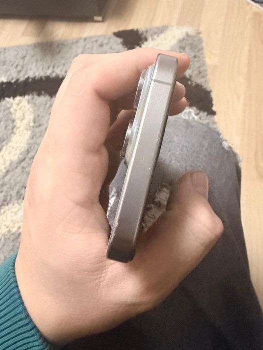 Vand iPhone 15 pro max 256