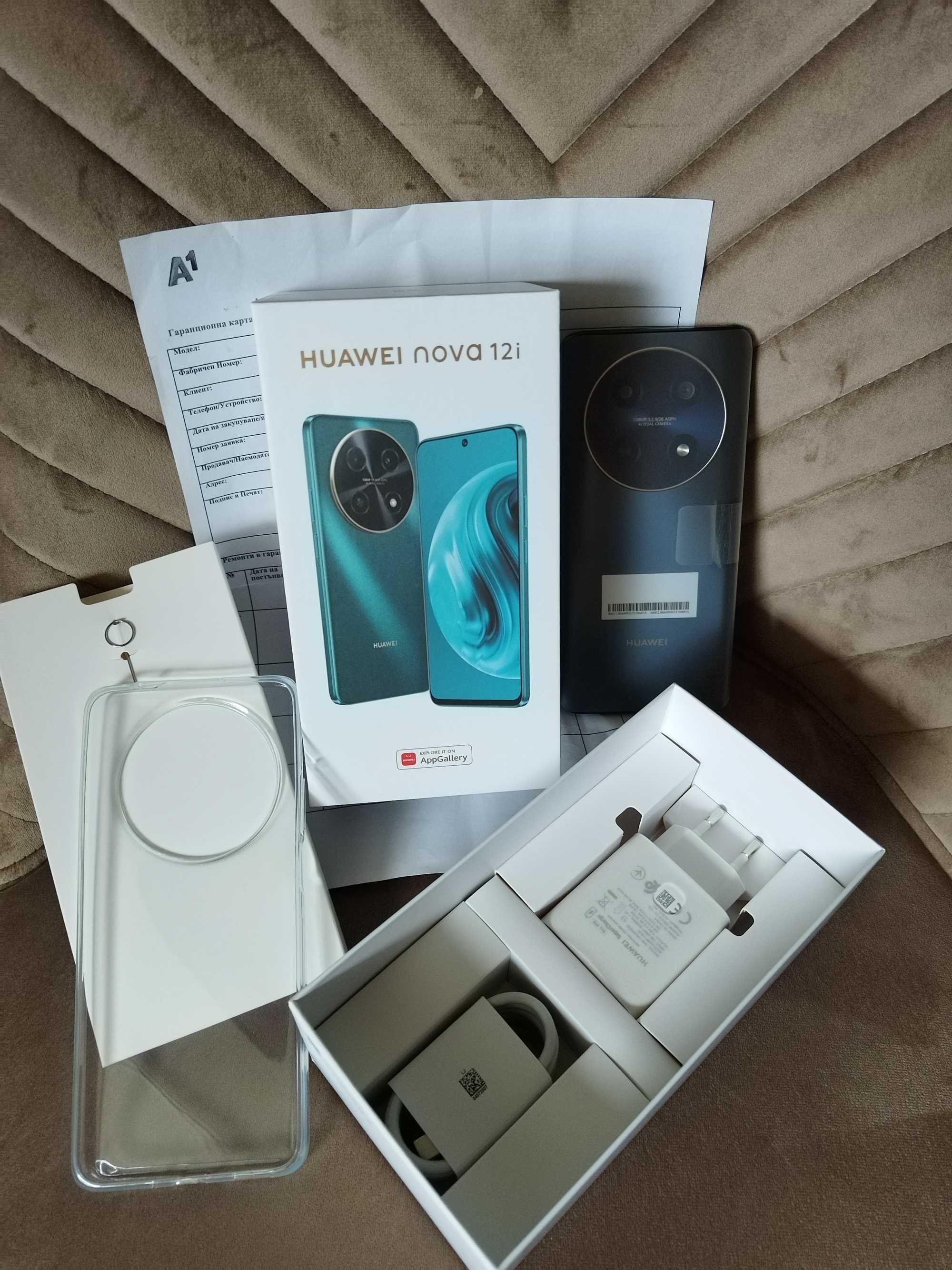 Чисто нов Huawei nova 12i, с гаранция!