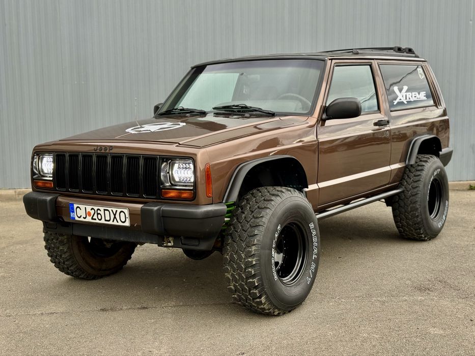 Jeep Cherokee XJ / Sport / 2 usi / 4x4 / Off Road