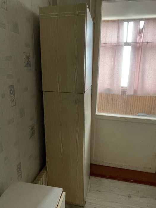 Отдаю бесплатно мебель , диван ,шкафы -стенка ,шкафы кухоные