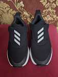 Продам фирменные кроссовки Adidas