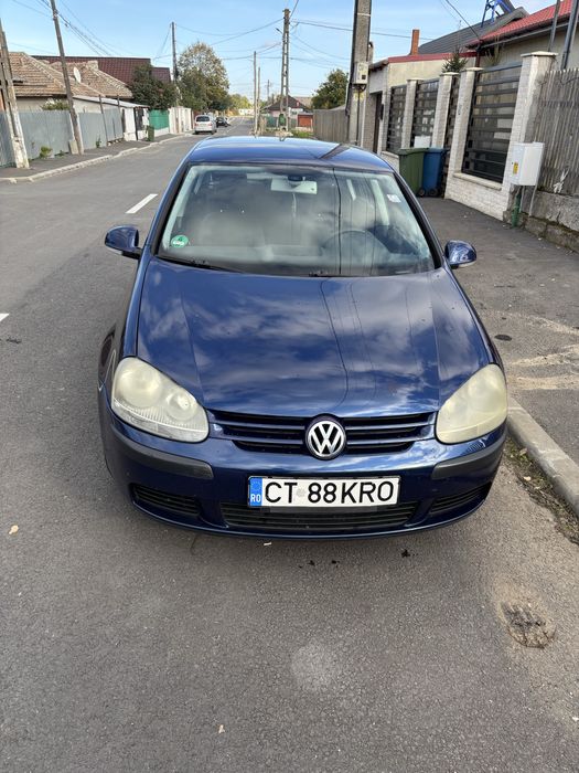 Vand Golf 5 1,4 benzina an fabricatie 2004