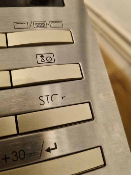 Cuptor cu microunde Sharp R722STWE, 25l, 900 W, Grill, Digital, Inox