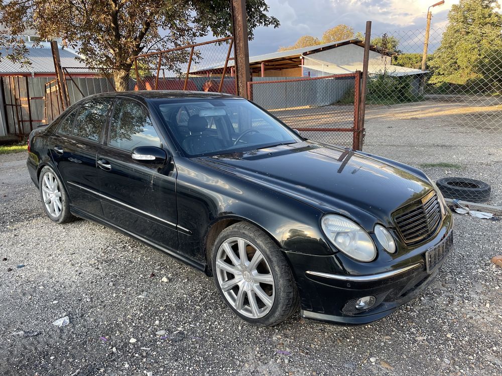 Mercedes E400 на части