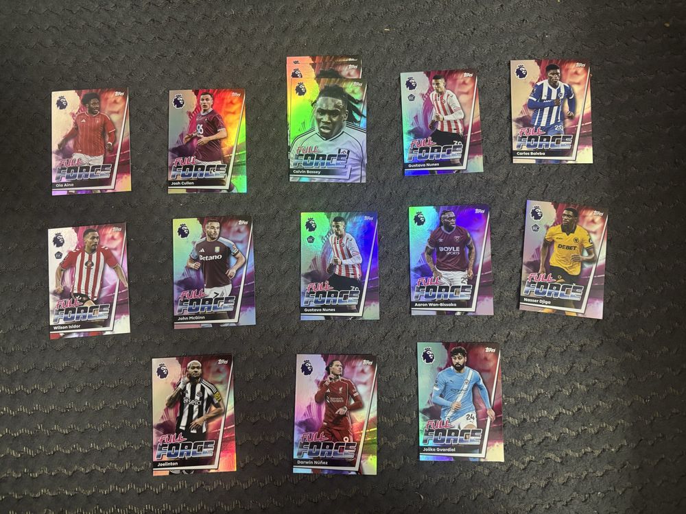 Продавам карти Topps Premier League 25/26