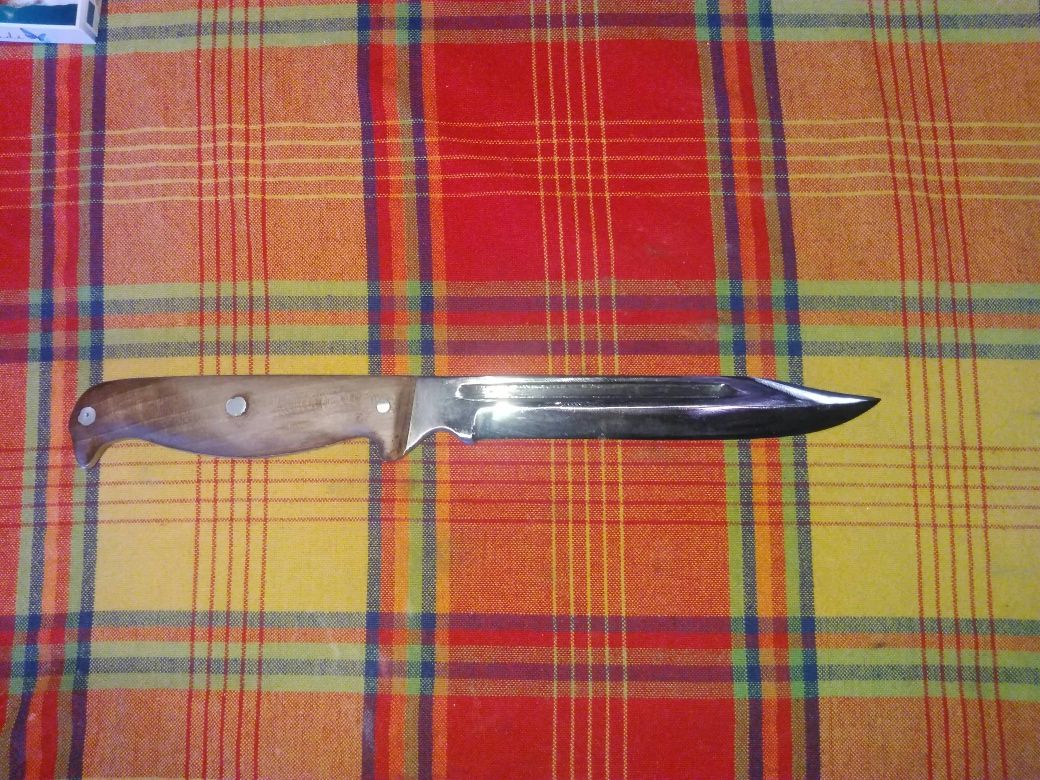 Продавам антикварен супер ловен нож 5