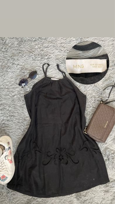 Девчата налетайте ! Брендовые вещи ! Дешево! Срочно !