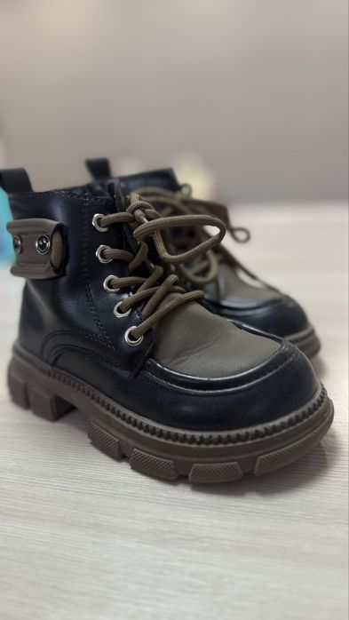 Продам детские сапожки