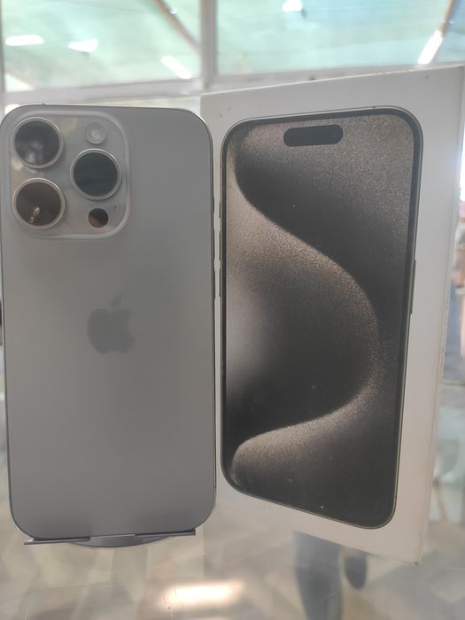 Iphone 15 pro titan