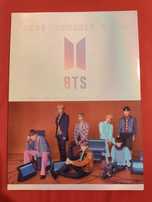 Кутия със семпъл мърч на BTS