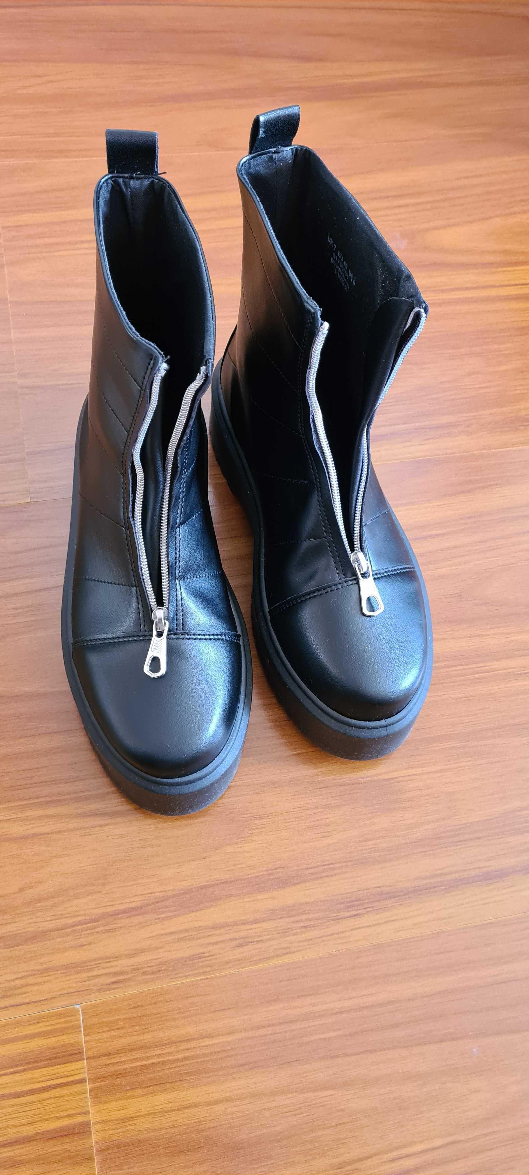 Продам ботинки на широкую ногу