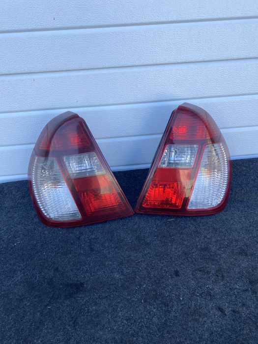 De vanzare Stop/Lampa/Faruri Stanga Dreapta Renault Clio 2 symbol