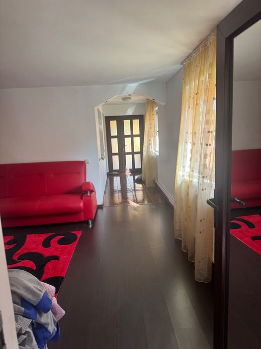 Casă 3 camere in Lelesti , la doar 8km de piata centrala