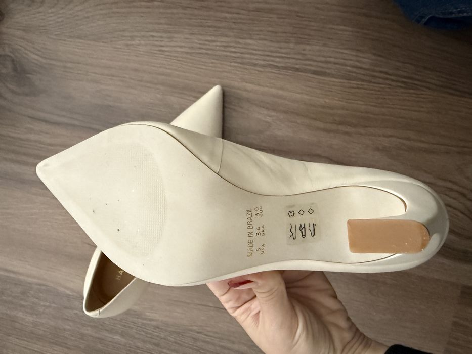 Дамски обувки на ток екрю Hammerstein размер 36 нови