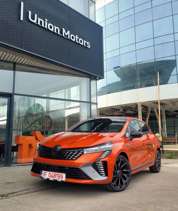 Renault Clio Visezi la o mașină care îți pune zâmbetul pe față? Renault Clio te așt