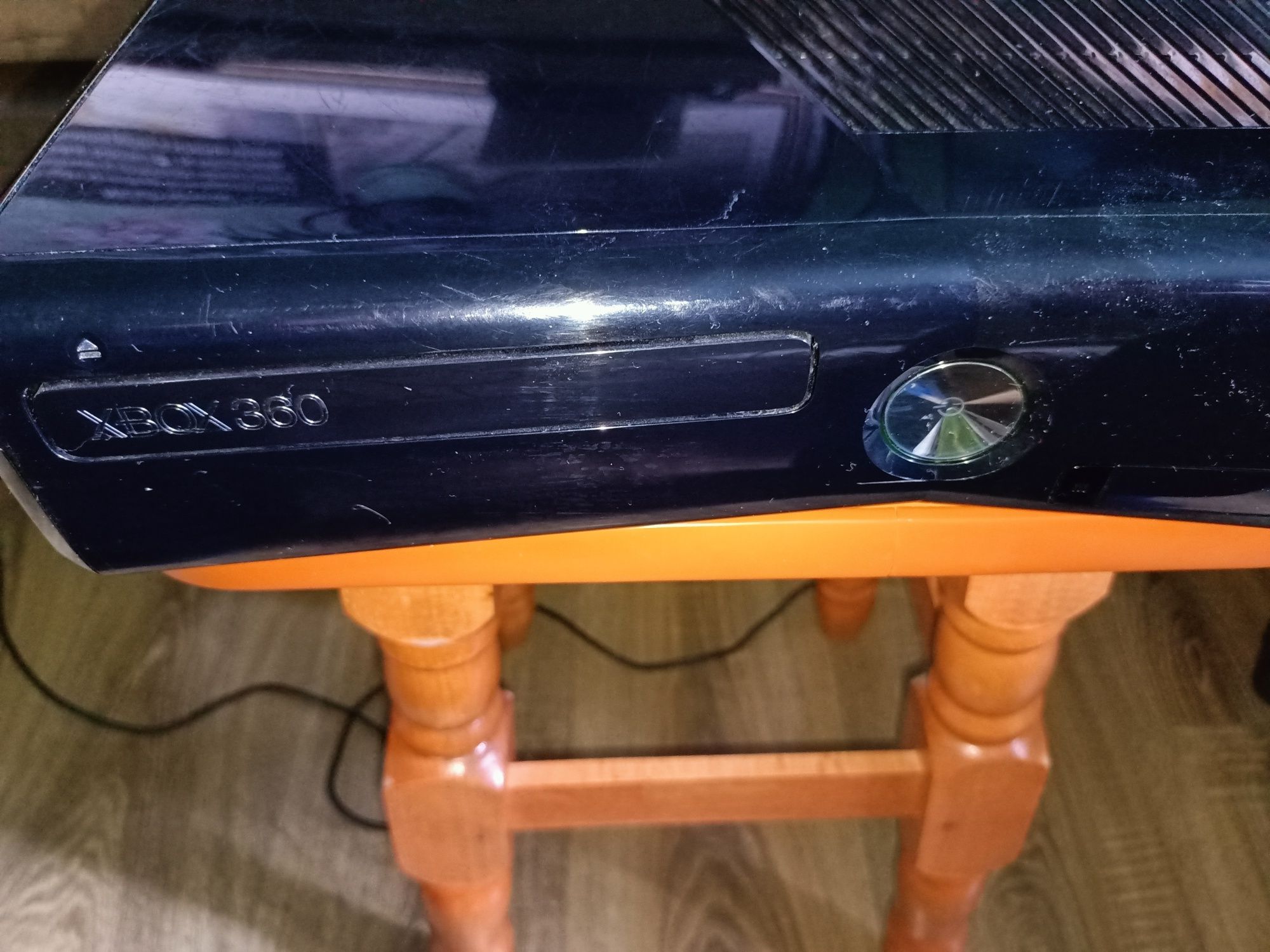 Console  si Jocuri Xbox 360 S (E)  cititi anuntul!