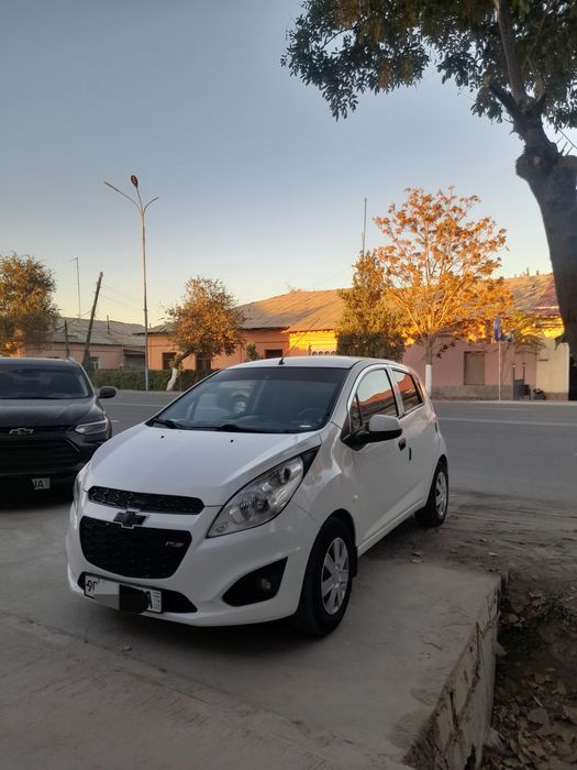 Чевралет Спарк 2013