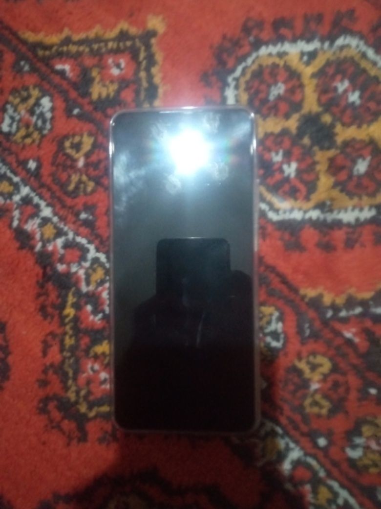 Yangi telefon ishlatilmagan 16ram 265 hotira pubg 60fps