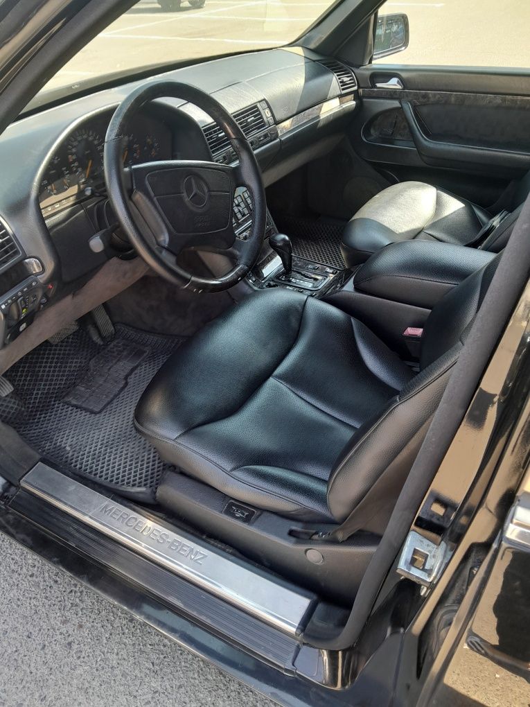 Мерседес Венс W 140 S 420 сотилади.
