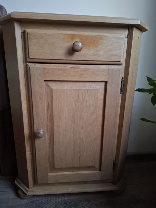 Масивен шкаф дъб