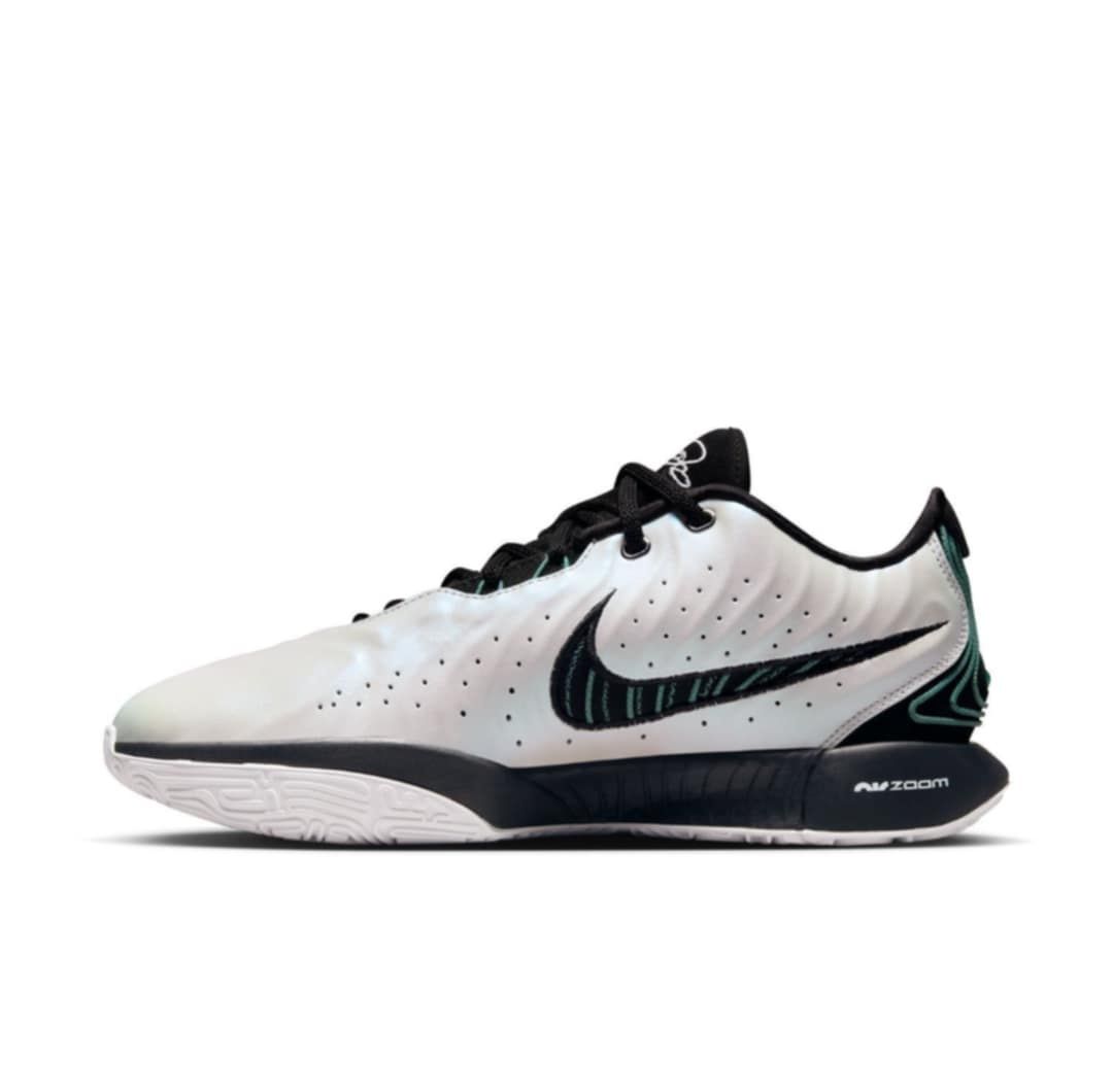 Nike LeBron XXI \ Conchiolin