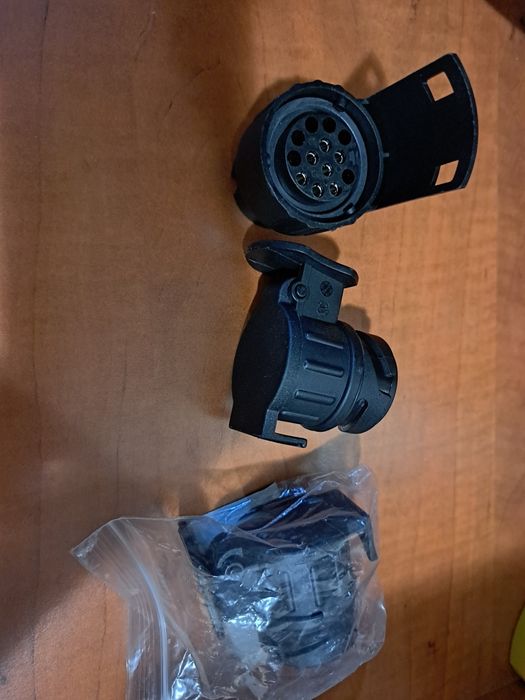 Adaptor remorca ,rulota, platforma  de la 13 pini la 7 pini sau invers