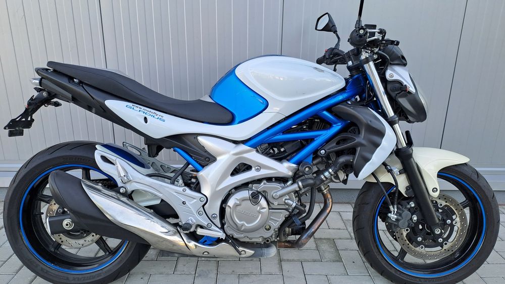 Suzuki sfv650 Gladius garanție