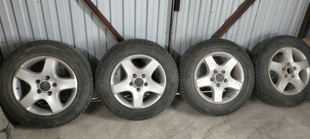 Продам диски с шинами р17